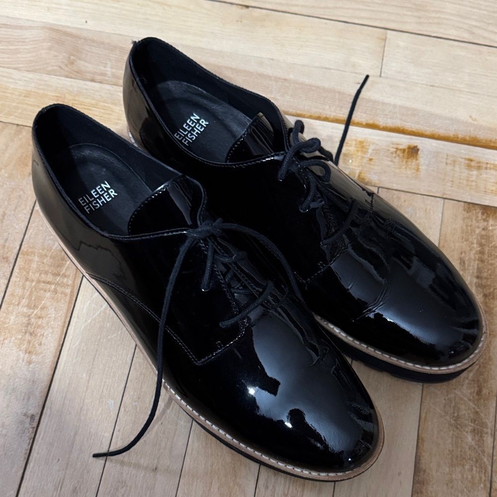 Black Patent Leather women’s Shoes - Picture 5 of 6